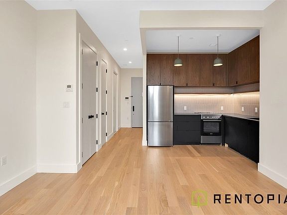 2nd image of 420 Tompkins Ave #334