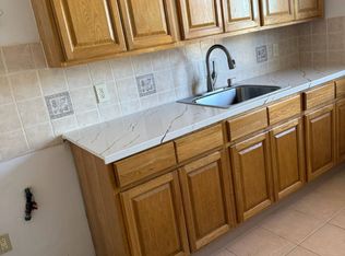 51 Turner St, Yonkers, NY 10704