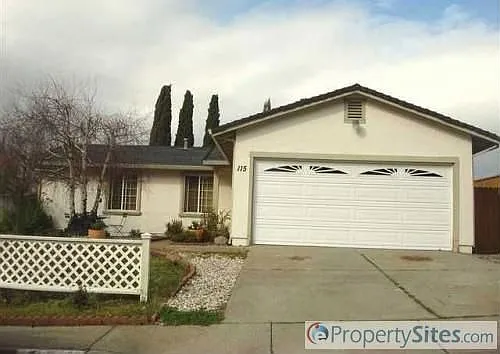 115 Daisy Ct photo 1