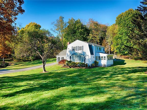 2nd image of 280 Birdsall Dr