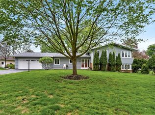 555 Bonnie Brae Ave, Rochester, NY 14618