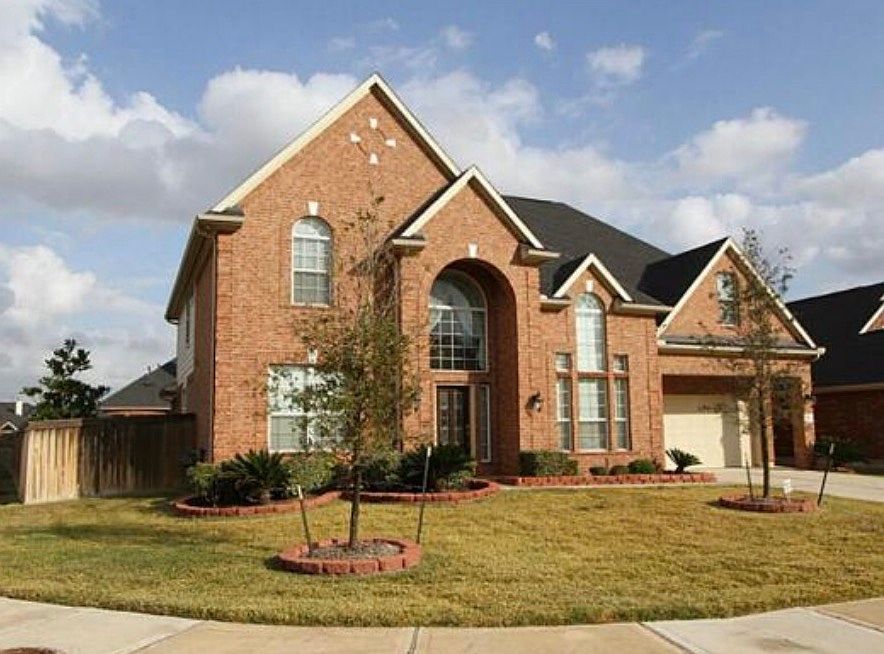 1st image of 7403 Rain Drop Ct