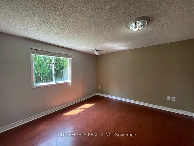 73 Hickling Trl #BASEMENT — Photo 15