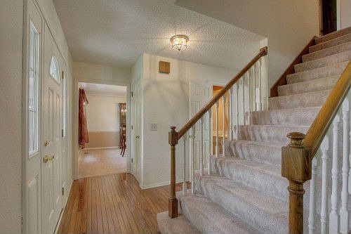 3rd image of 10537 Flint St