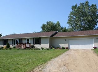 6671 Fowlerville Rd, Fowlerville, MI 48836