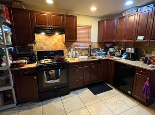 10 Wordsworth St #2, Boston, MA 02128