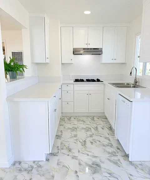 520 Avenida Victoria #7 — Photo 18