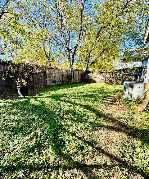 2130 Andover Dr — Photo 10