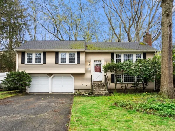 150 Fenwick St, Framingham, MA 01701