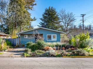 2793 Kincaid St, Eugene, OR 97405