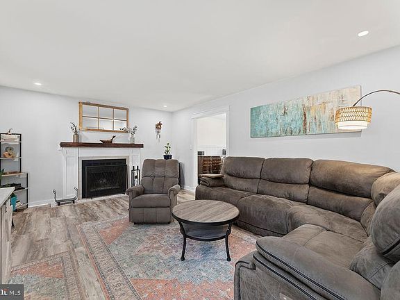 4th image of 148 Oakwood Dr