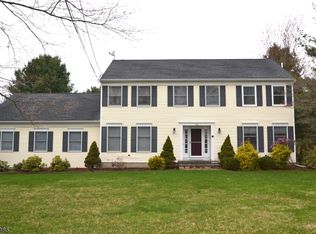 128 Pleasant Grove Rd, Long Valley, NJ 07853