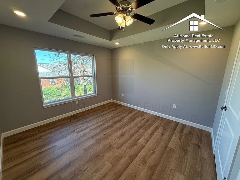 2620 N Bluff St #101 — Photo 25