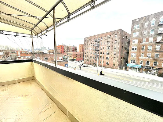 Rented by Voro, LLC | media 5