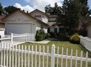 2392 N Babigian Ave, Fresno, CA 93722