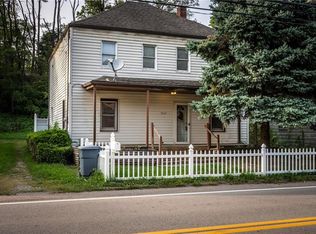 3260 Millers Run Rd, Cecil, PA 15321