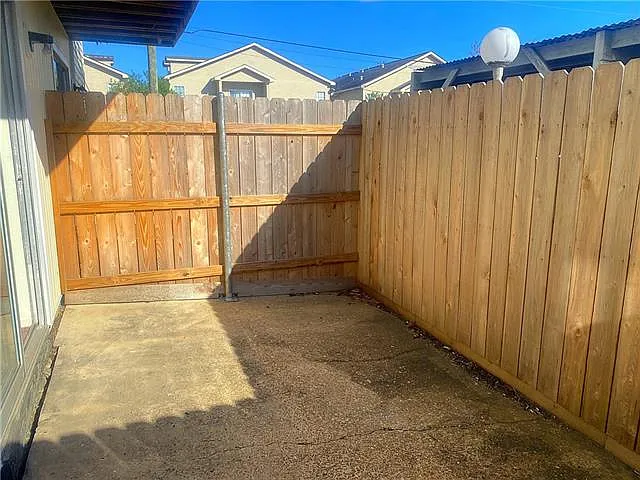 2300 Pasadena Ave #209 — Photo 14
