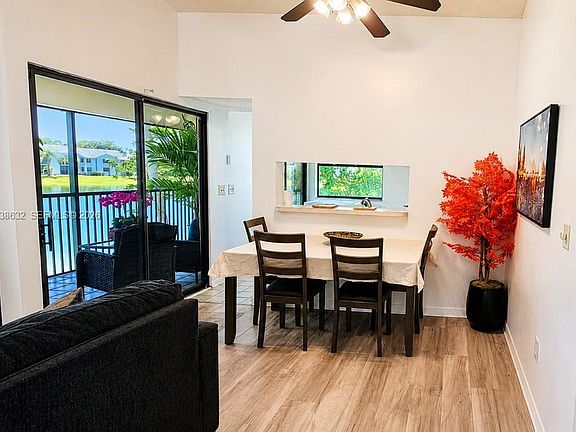 5th image of 1044 S Independence Dr #1044L