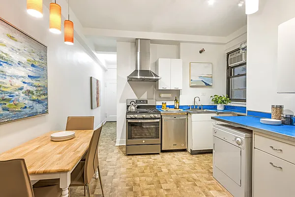 Sold by Compass | media 16