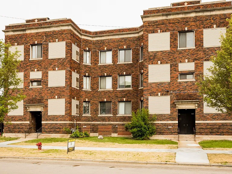 Kirkwood Apartments — Photo 6