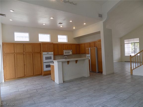 2nd image of 3054 Blazing Creek Way