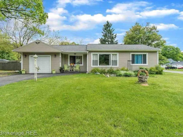 4334 Gregor St, Genesee, MI 48437