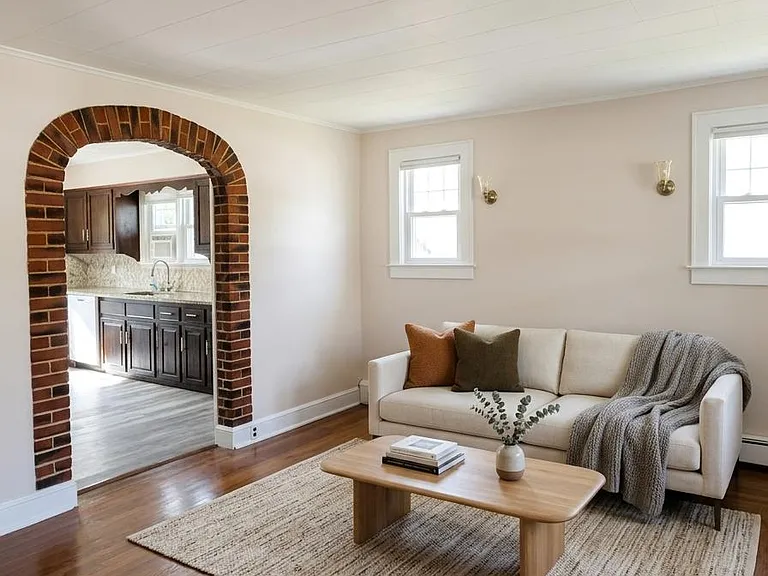28 Hillside Ave — Photo 6