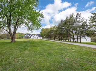 25641 Ortega Dr, Lebanon, MO 65536