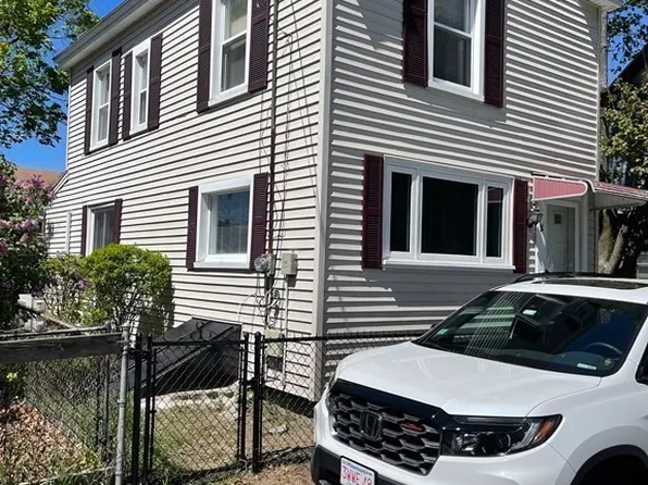 5 Atkinson Ct, Lawrence, MA 01843