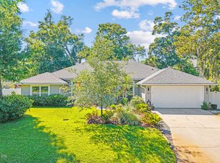 53 Oakwood Rd, Jacksonville Beach, FL 32250