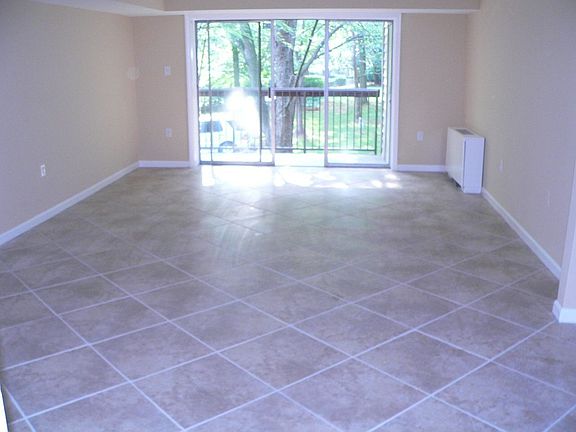 New Porcelain Tile Floors 