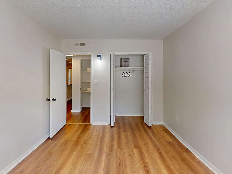 1700 Van Ness St — Photo 8