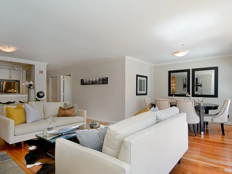 650 Chestnut St #302 — Photo 3
