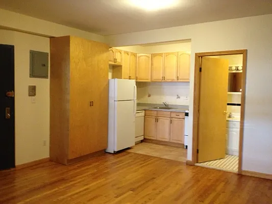 Rented by P&G Equities | media 9