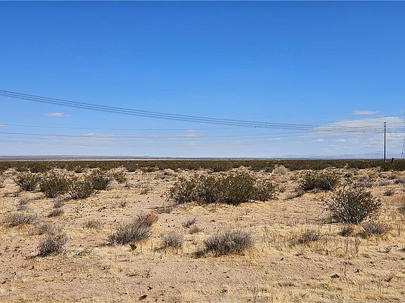5th image of 801 Highway 395