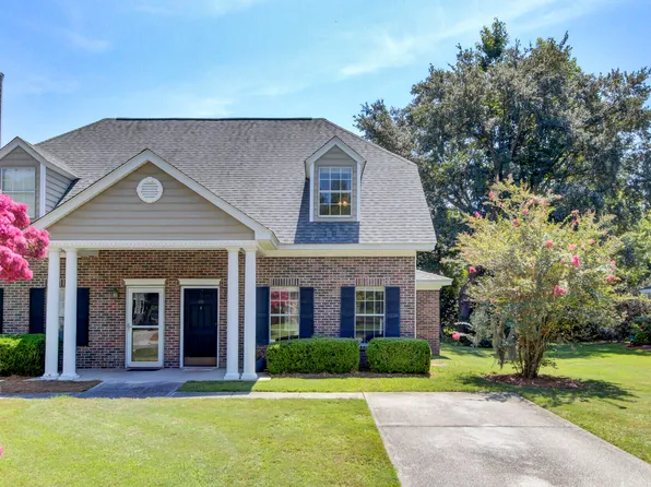 1321 Fenwick Plantation Rd, Johns Island, SC 29455