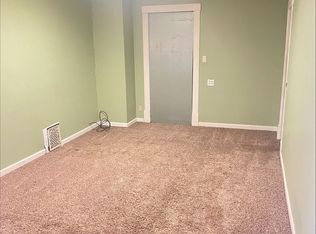 53 W Main St APT B, Milan, MI