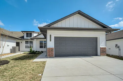 1115 Trellis Pass Photo 1
