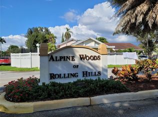 3931 SW 84th Ter, Davie, FL 33328