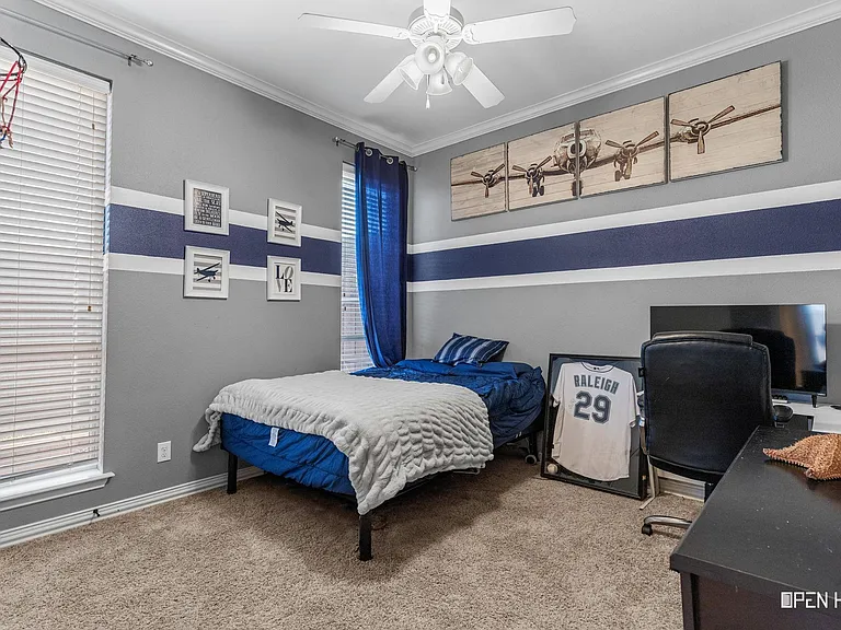3407 Oxford Ln — Photo 36