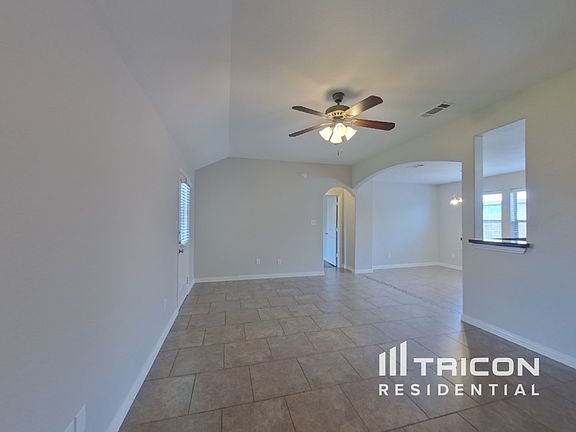 3rd image of 12428 Hunters Mill Trl
