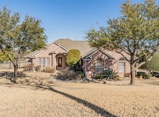 3011 Plainview Rd, Midlothian, TX 76065