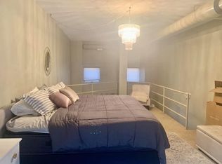 1100 W Cornelia Ave APT 103, Chicago, IL 60657