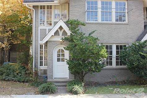 1st image of 421 Louise St