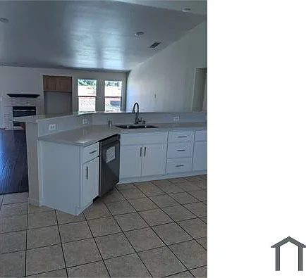3 bed, 1716 sqft, $3,400 — Photo 3