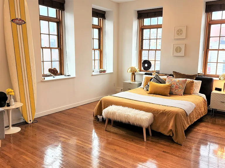 254 W 18th St #3 — Photo 6