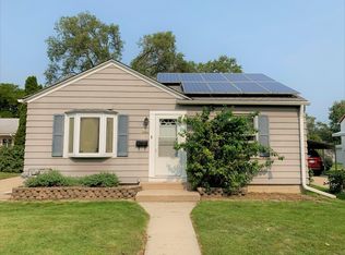 5422 W Arizona St, Milwaukee, WI 53219