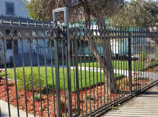 1040 E 47th St, Los Angeles, CA 90011