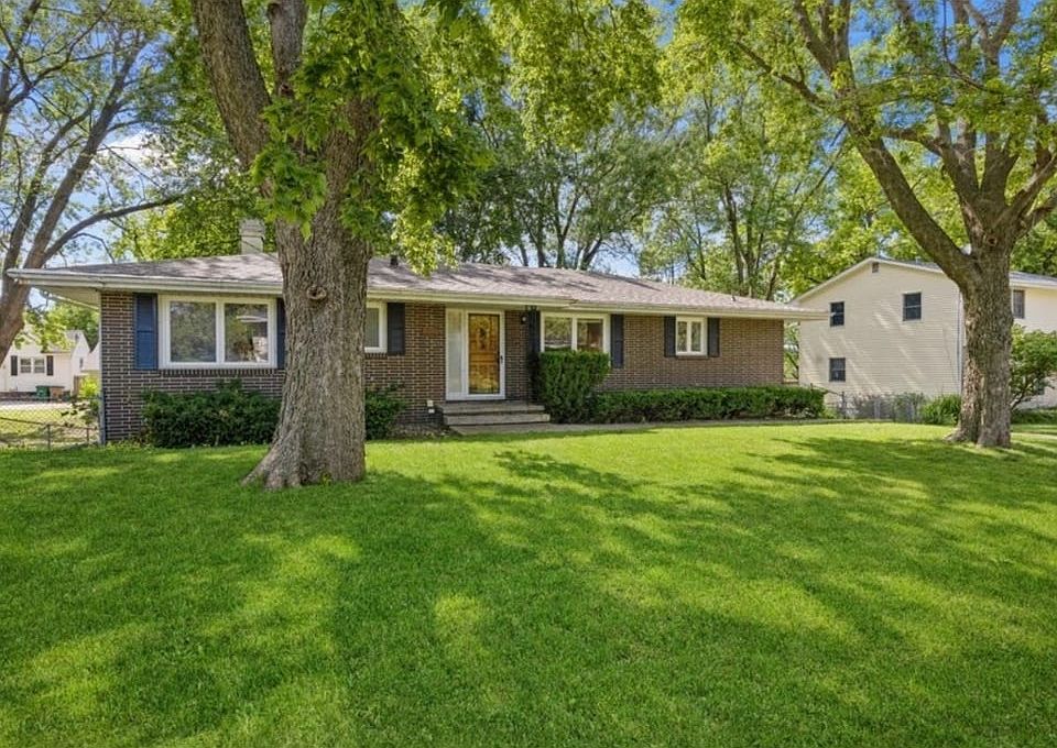 1216 33rd St, West Des Moines, IA 50266 Zillow