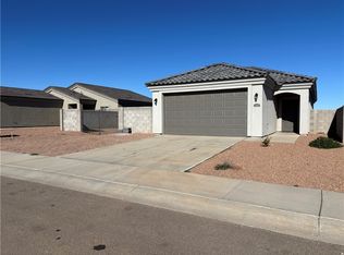 3319 E Farm Crest Ave, Kingman, AZ 86409